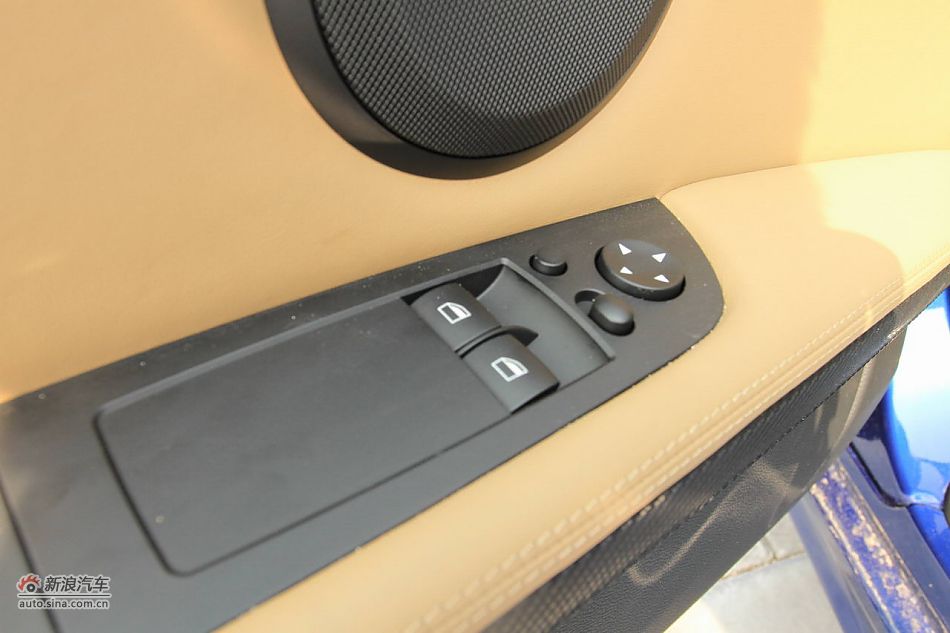 宝马M3碳纤车顶版