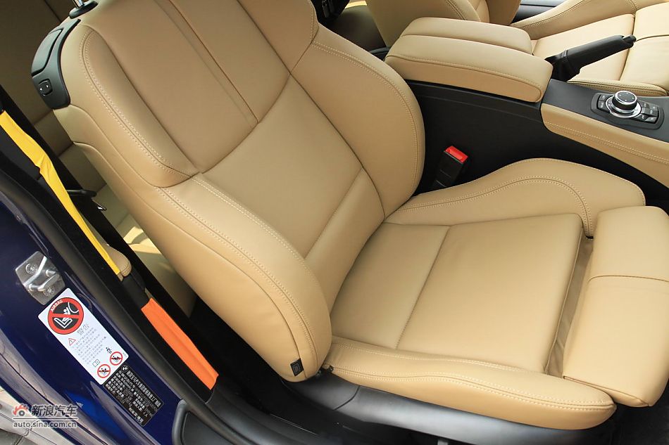 宝马M3碳纤车顶版