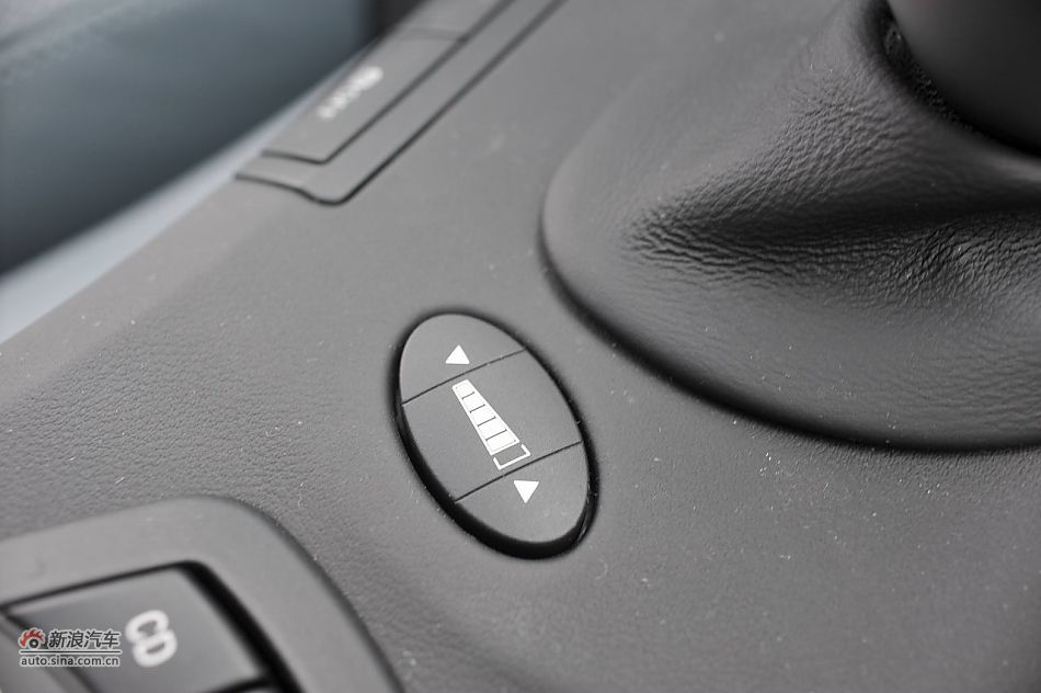 宝马M3碳纤车顶版