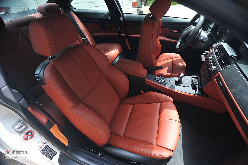 宝马M3碳纤车顶版