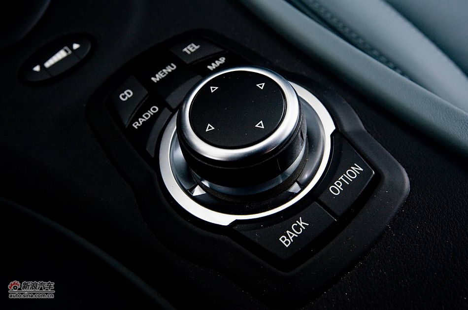 宝马M3碳纤车顶版