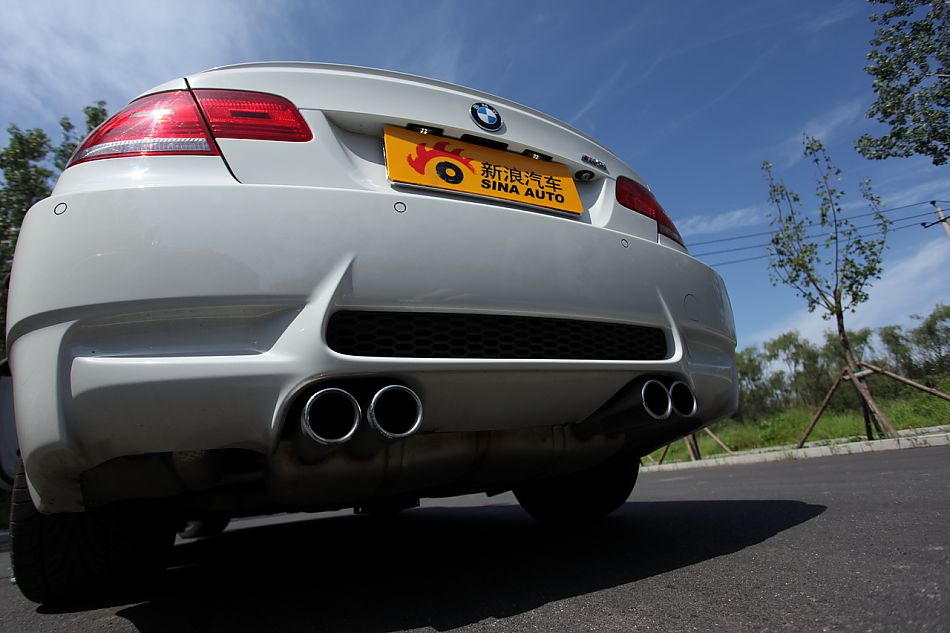 宝马M3外观图片