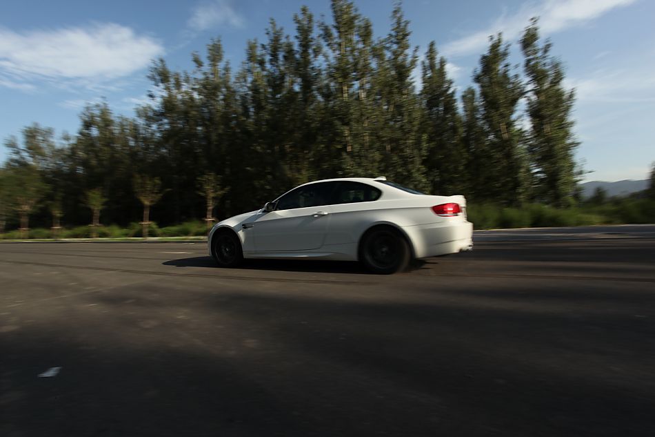 宝马M3外观图片