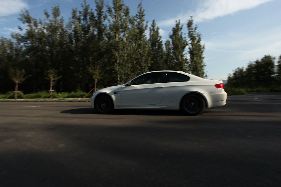 宝马M3外观图片