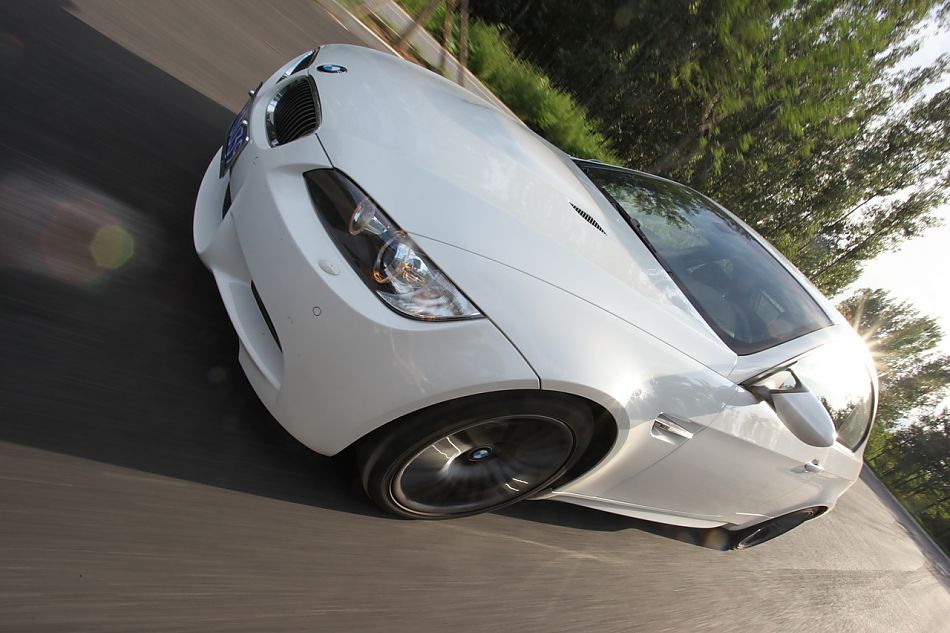 宝马M3外观图片