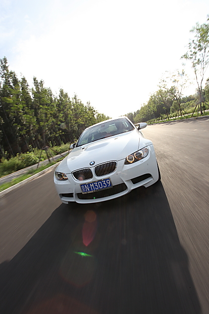 宝马M3外观图片