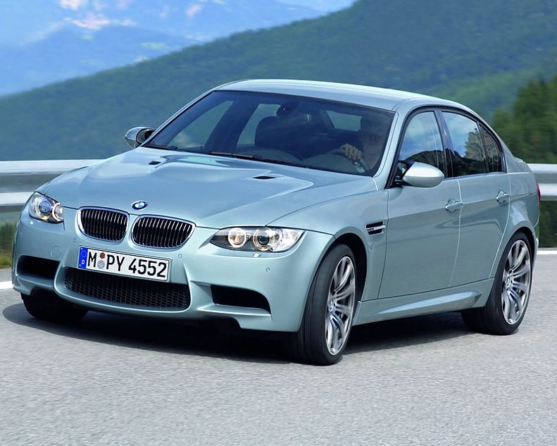 宝马M3外观图片