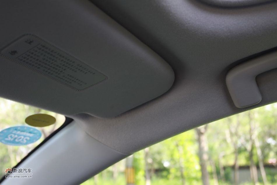 新浪试车深度试驾2011款翼神