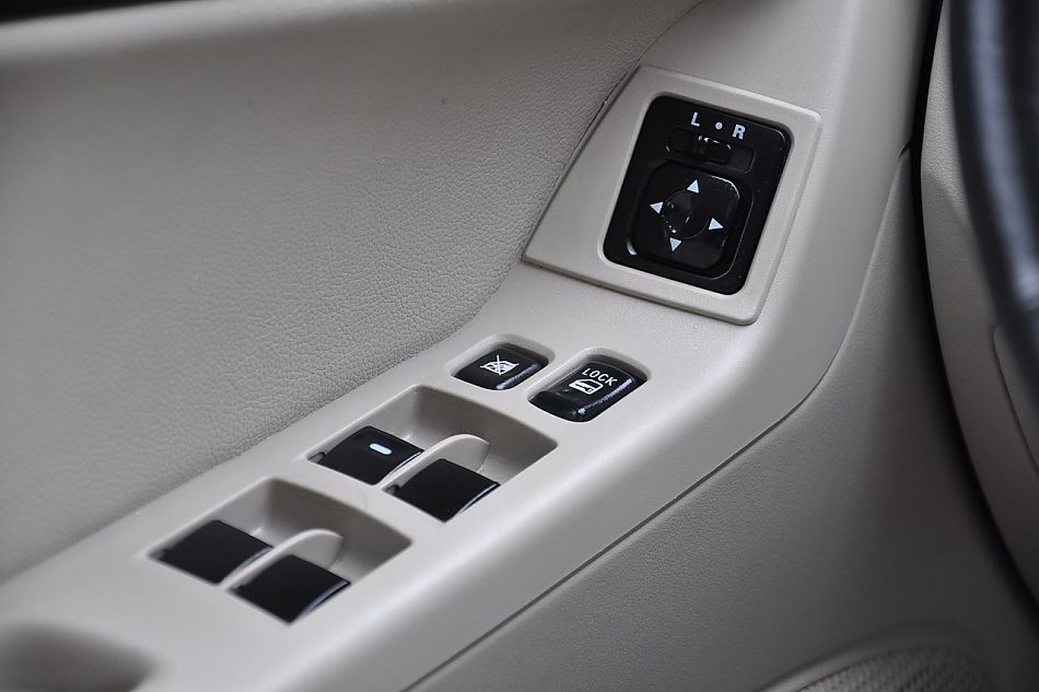 翼神1.8L豪华型CVT内饰及细节