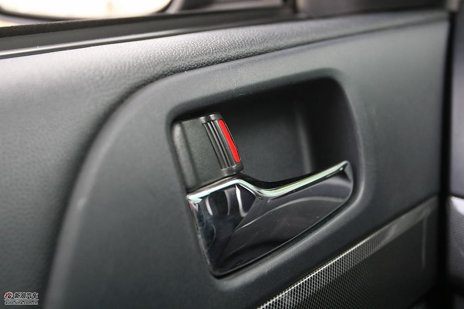 翼神2.0L旗舰型CVT