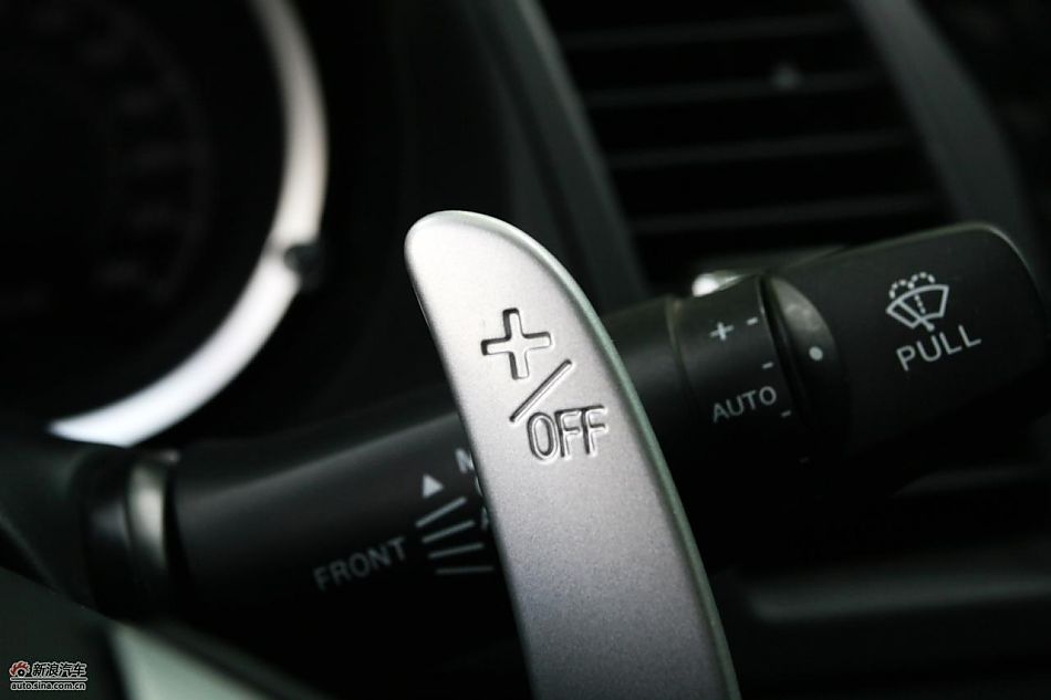 翼神2.0L旗舰型CVT