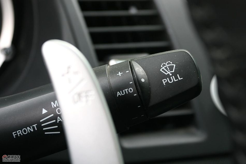 翼神2.0L旗舰型CVT