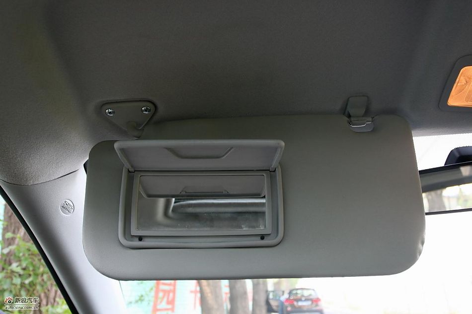 翼神2.0L旗舰型CVT