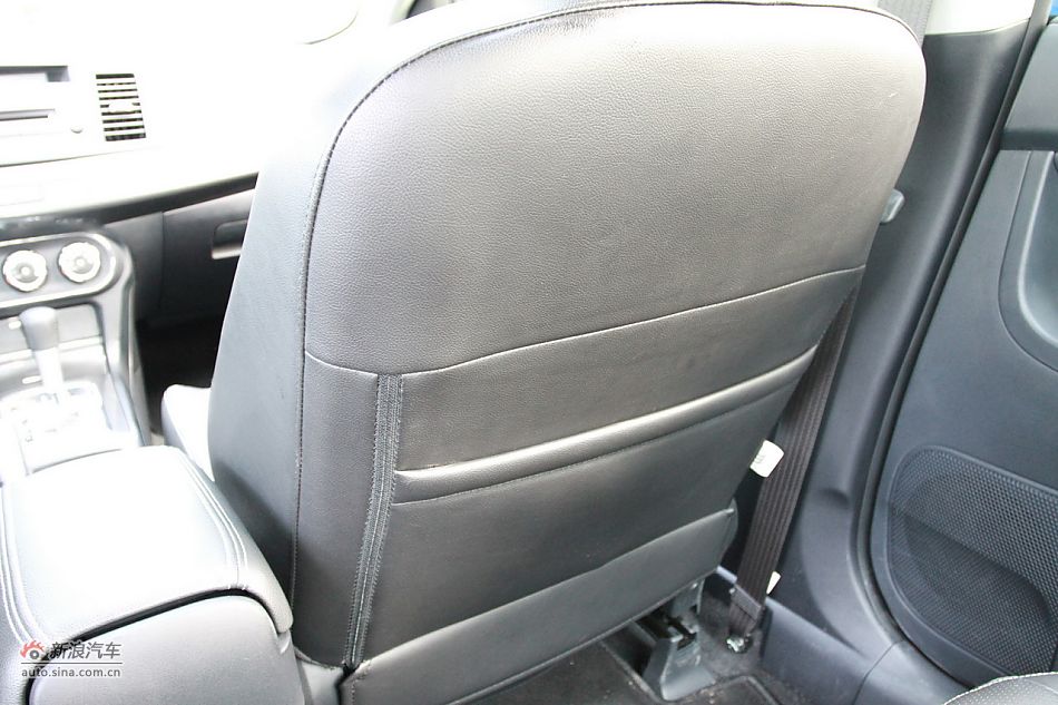 新浪试车深度试驾2011款翼神