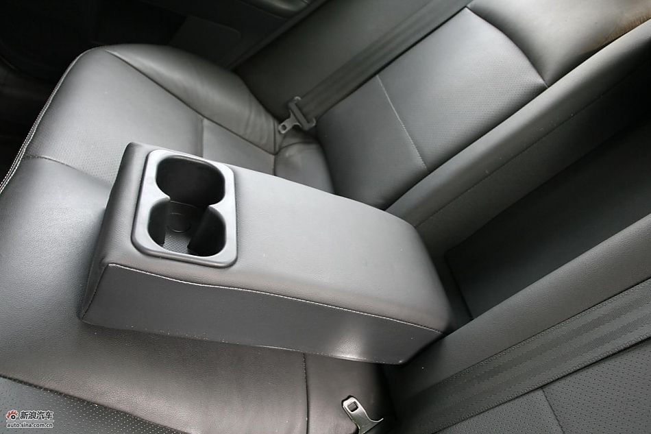 翼神2.0L旗舰型CVT