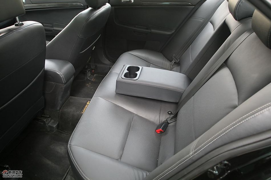 翼神2.0L旗舰型CVT