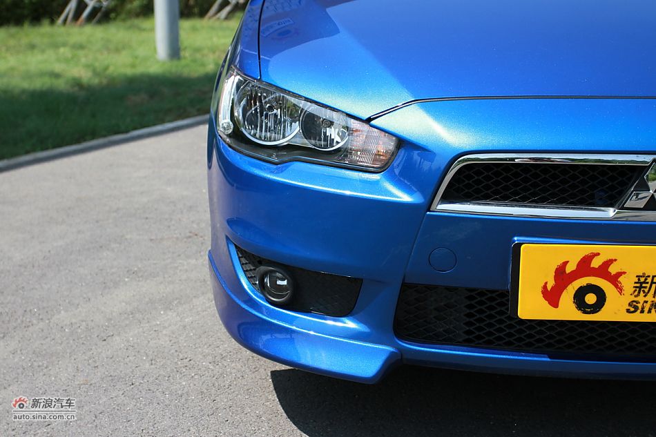 新浪试车深度试驾2011款翼神