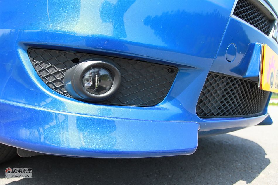 新浪试车深度试驾2011款翼神
