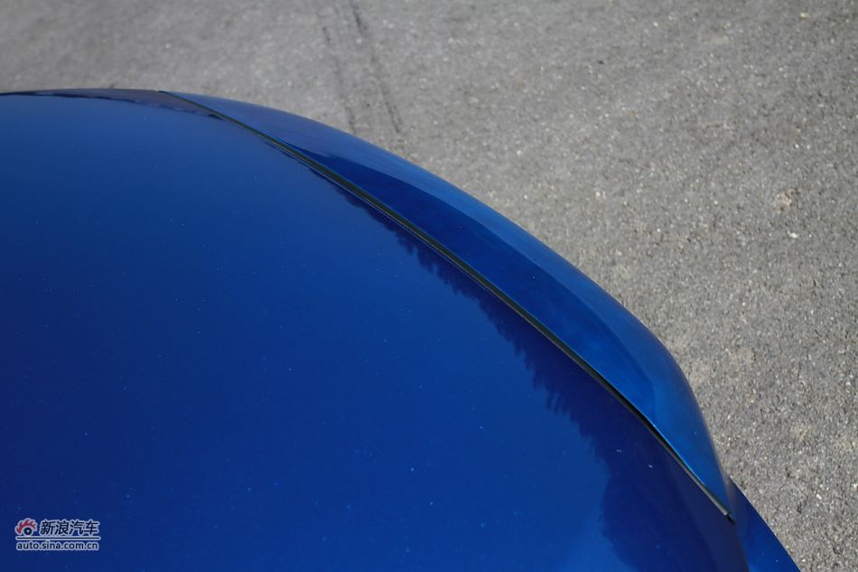 新浪试车深度试驾2011款翼神