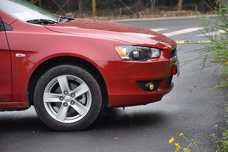 翼神1.8L豪华型CVT外观及细节