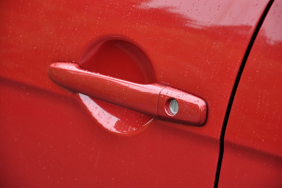 翼神1.8L豪华型CVT外观及细节