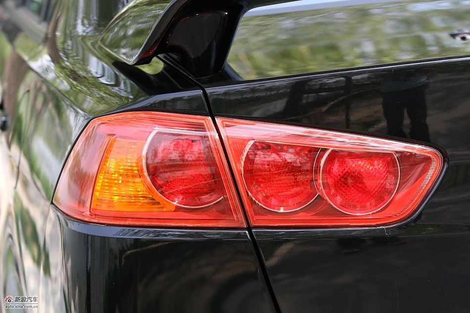 翼神2.0L旗舰型CVT