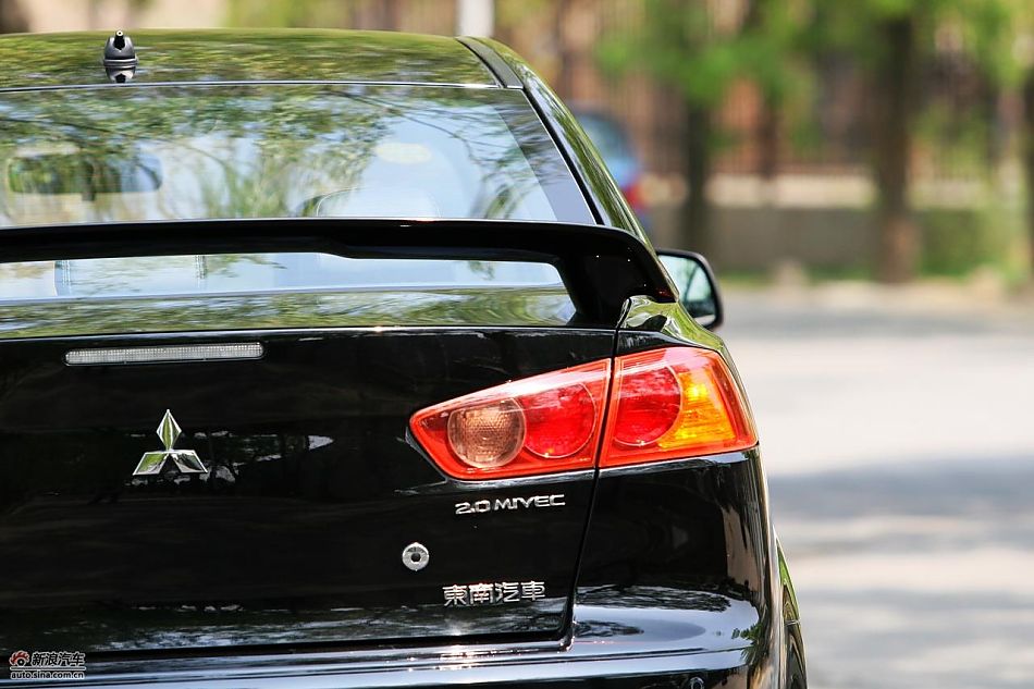 翼神2.0L旗舰型CVT