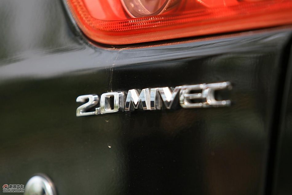 翼神2.0L旗舰型CVT