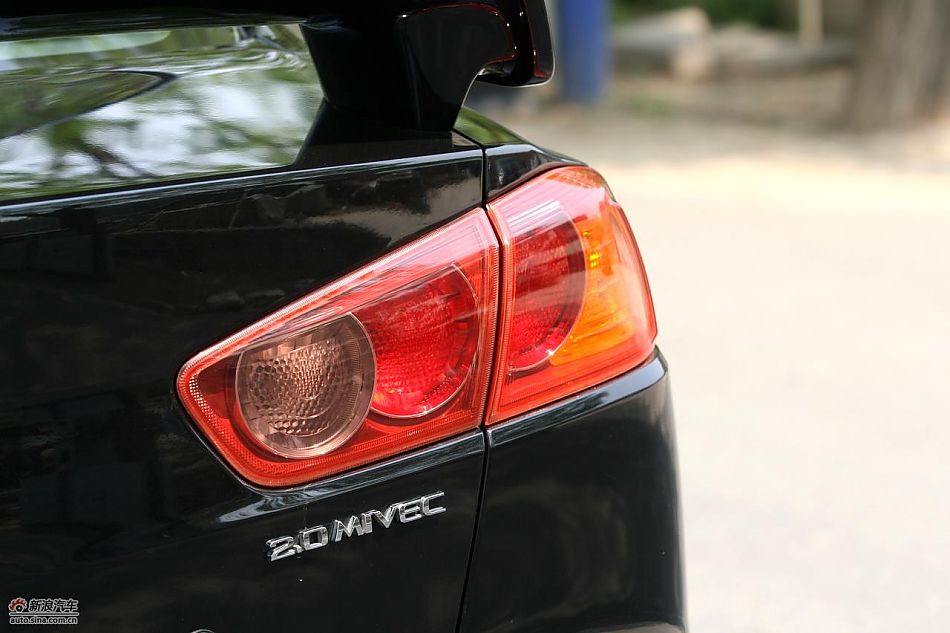 翼神2.0L旗舰型CVT