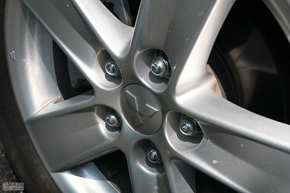 翼神2.0L旗舰型CVT