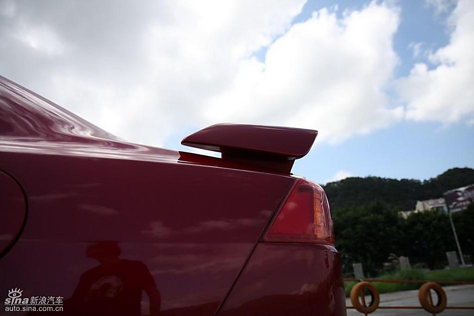 东南三菱LANCER EX外观实拍图