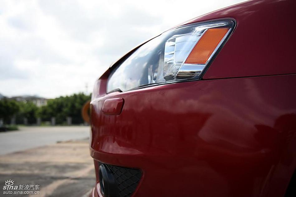 东南三菱LANCER EX外观实拍图