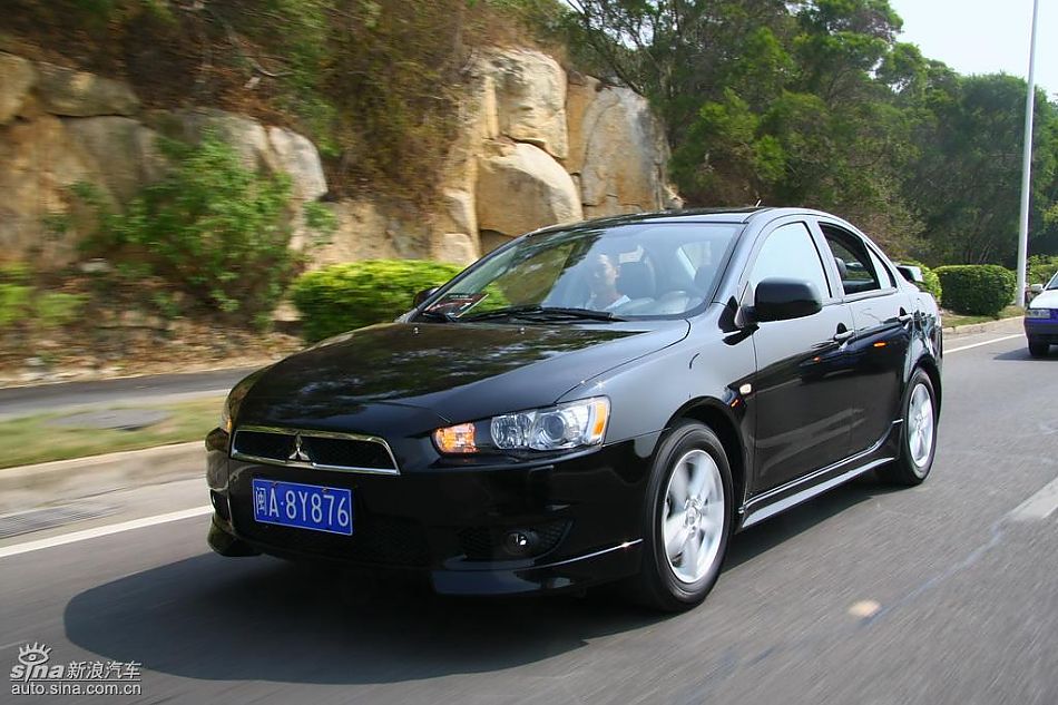 蓝瑟翼神动态图