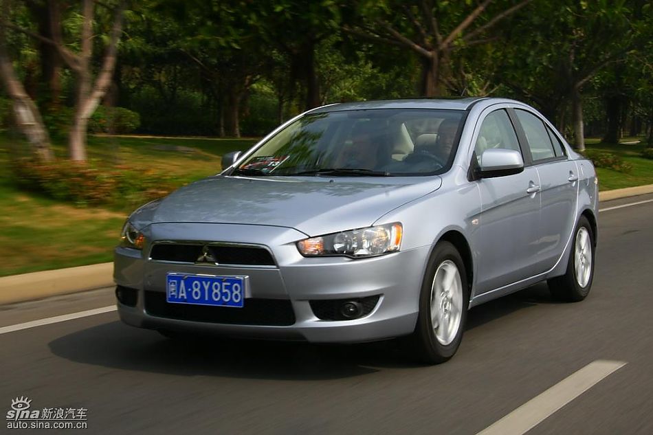 蓝瑟翼神动态图