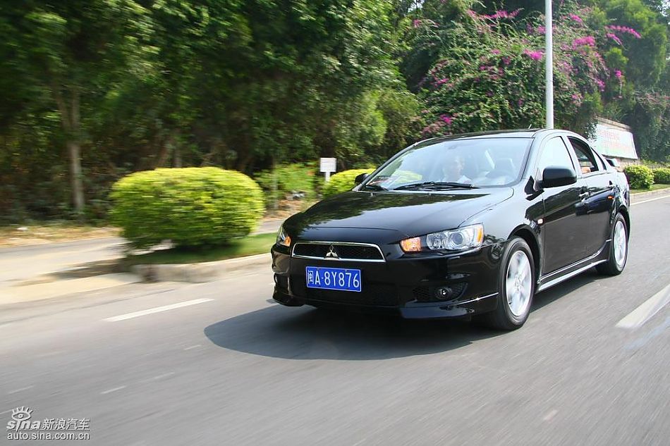 蓝瑟翼神动态图