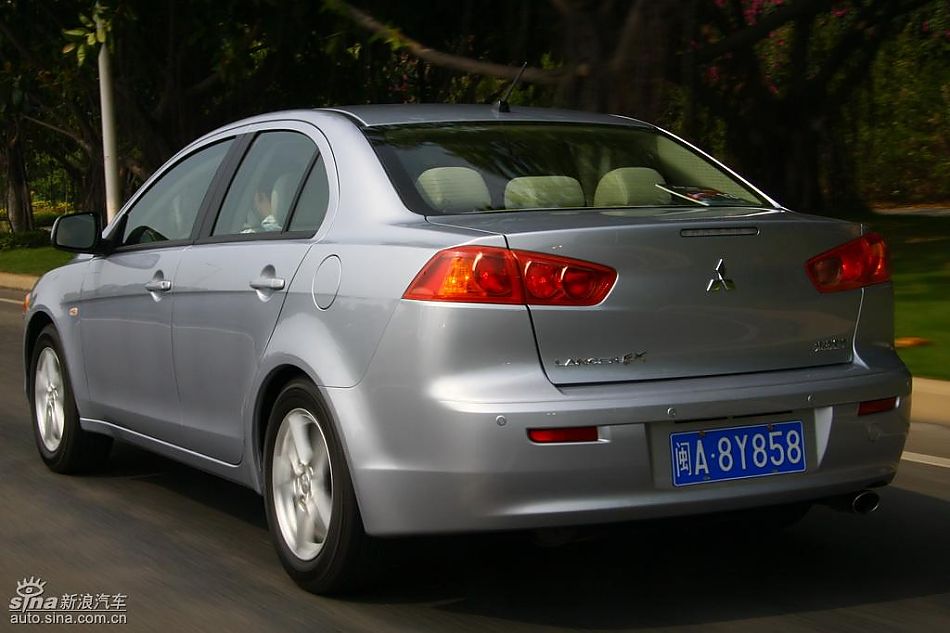 蓝瑟翼神动态图