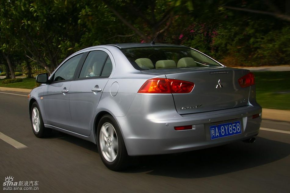 蓝瑟翼神动态图