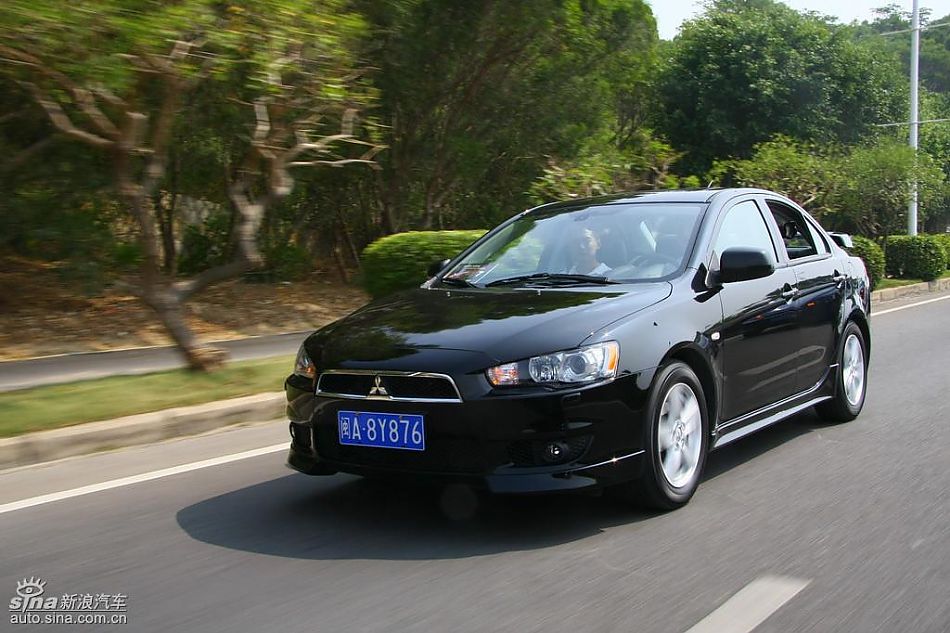 蓝瑟翼神动态图