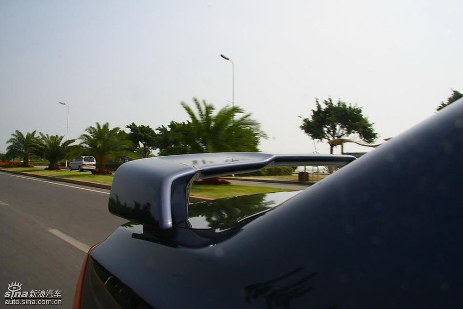 蓝瑟翼神动态图