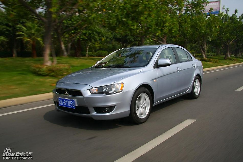 蓝瑟翼神动态图