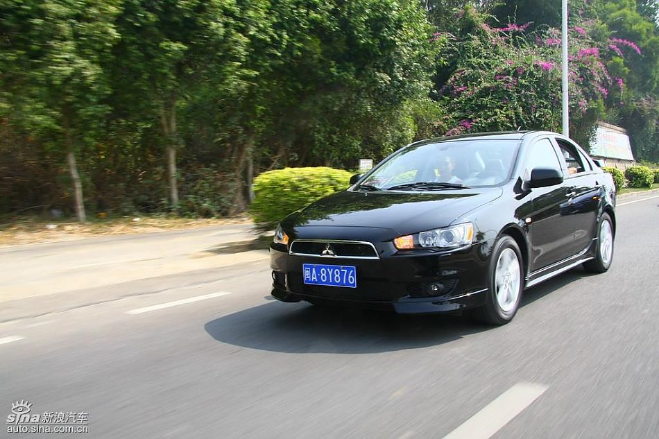 蓝瑟翼神动态图