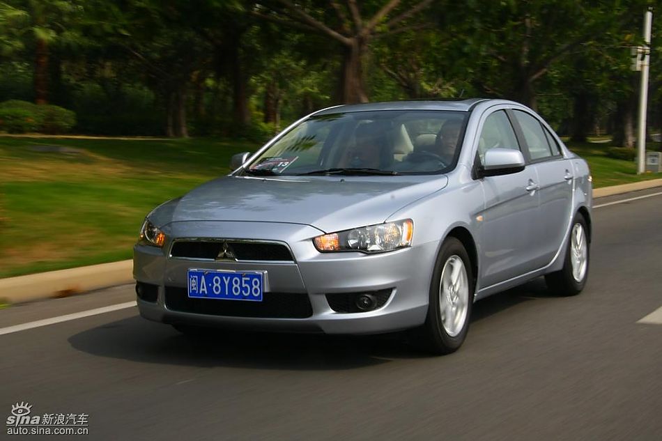 蓝瑟翼神动态图