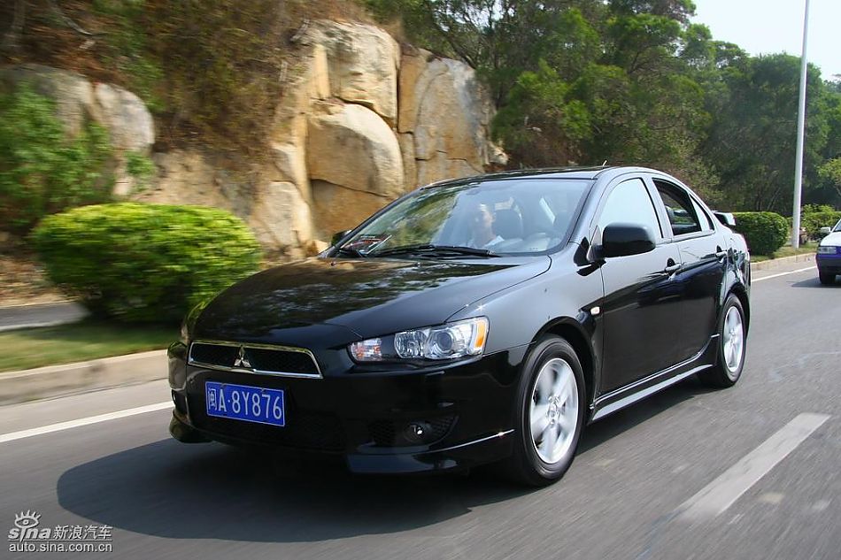 蓝瑟翼神动态图