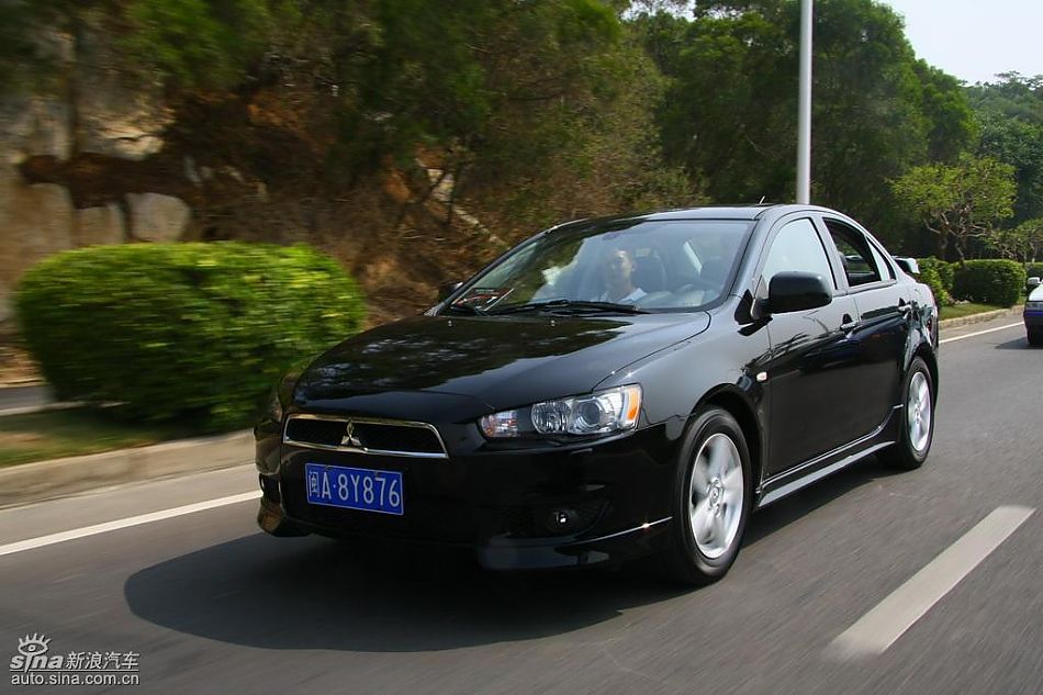 蓝瑟翼神动态图