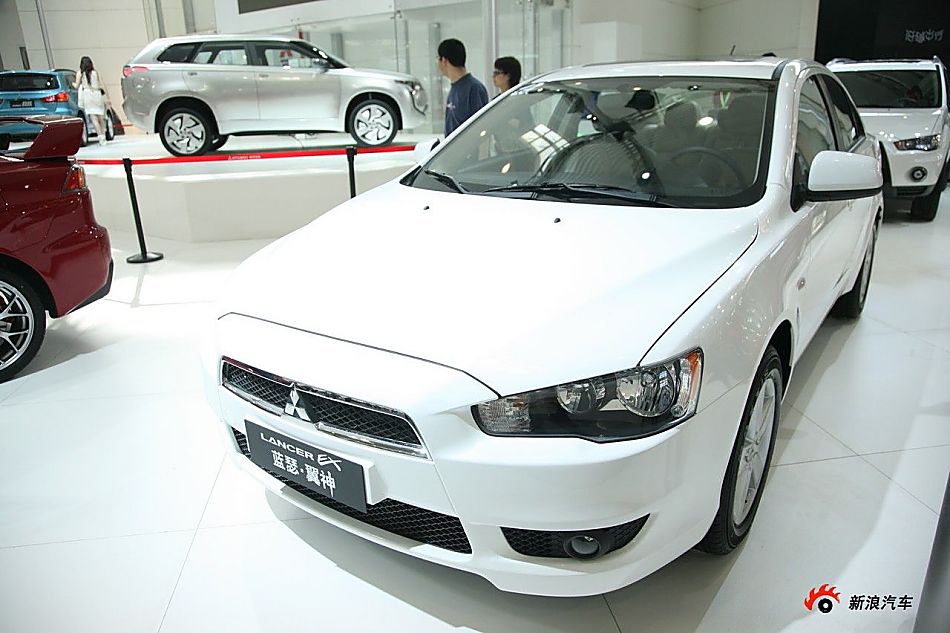 东南三菱蓝瑟翼神