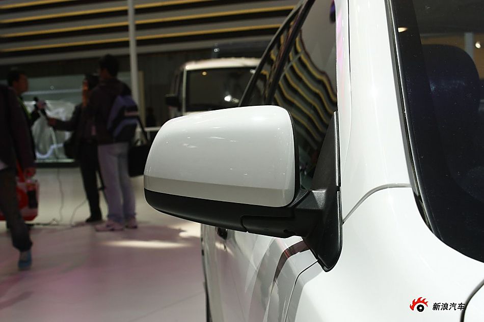 东南三菱蓝瑟翼神