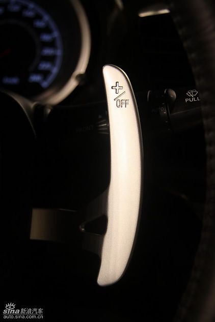 东南三菱翼神内饰实拍图