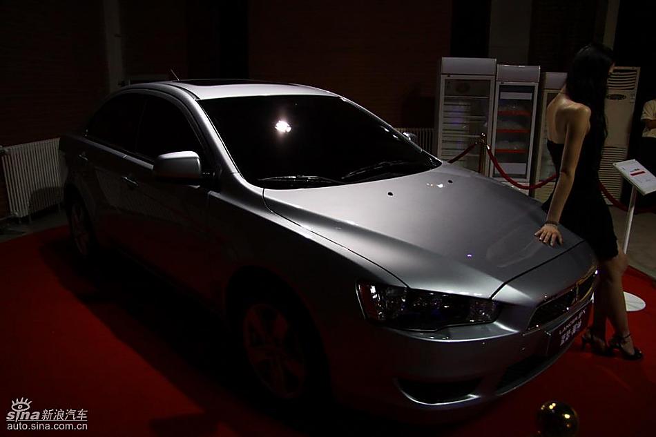 东南三菱蓝瑟翼神命名现场亮相