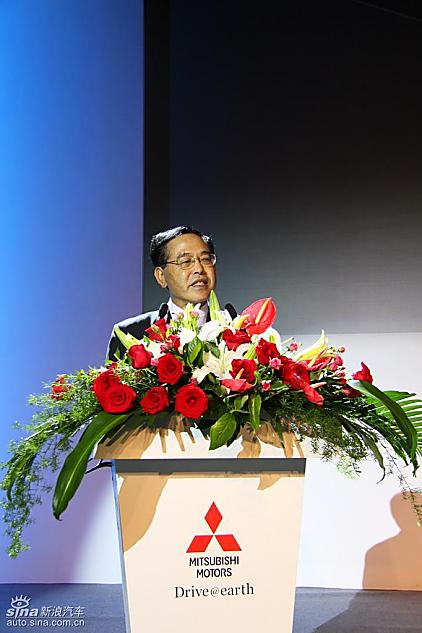 菱发汽车副总经理田上周一介绍产品