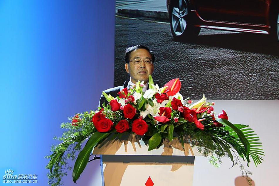 菱发汽车副总经理田上周一介绍产品